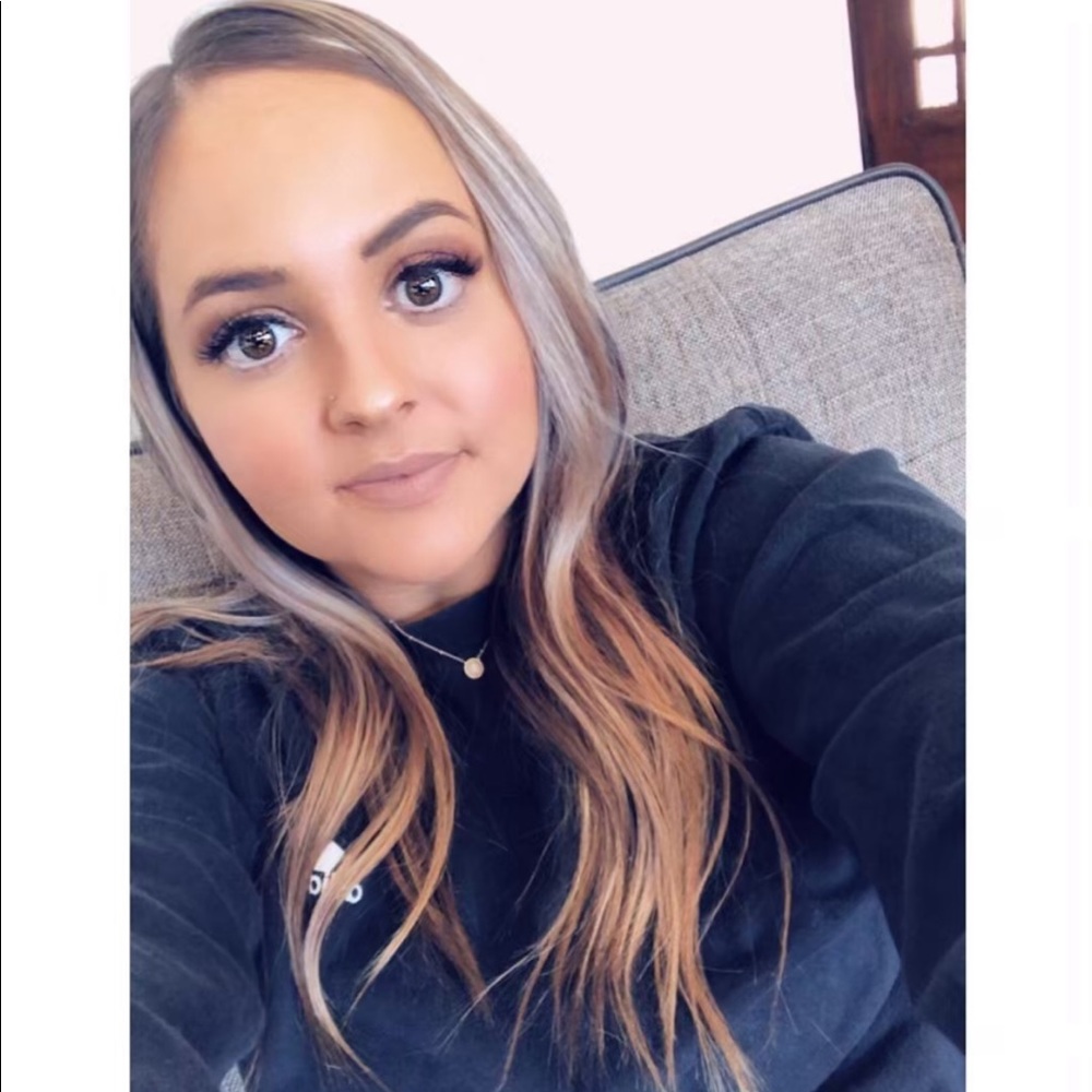 Meet your Posher, Samantha